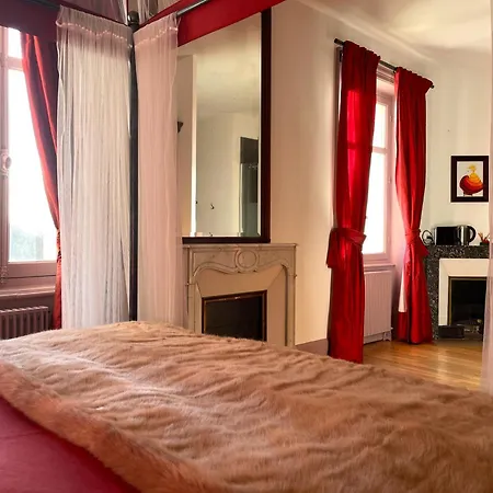Le Clos Des Fayettes Guest house Theize