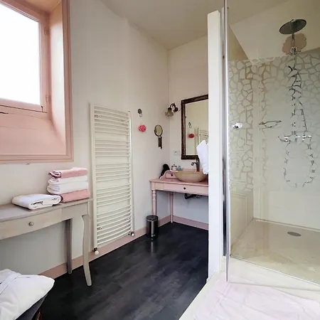 Le Clos Des Fayettes Guest house