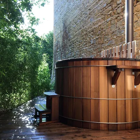 Le Clos Des Fayettes Penzion 4*